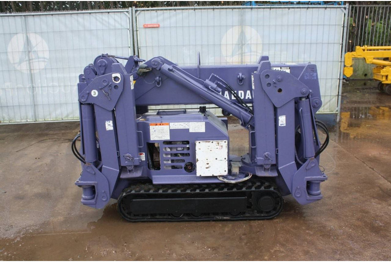 Maeda MC-205 - Bæltekran: billede 1 Maeda MC-205 - Bæltekran: billede 1