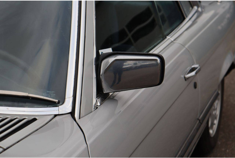 Sedan Mercedes-Benz 300-serie 380 SLC: billede 15 Sedan Mercedes-Benz 300-serie 380 SLC: billede 15