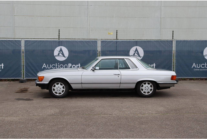 Mercedes-Benz 300-serie 380 SLC - Sedan: billede 2 Mercedes-Benz 300-serie 380 SLC - Sedan: billede 2