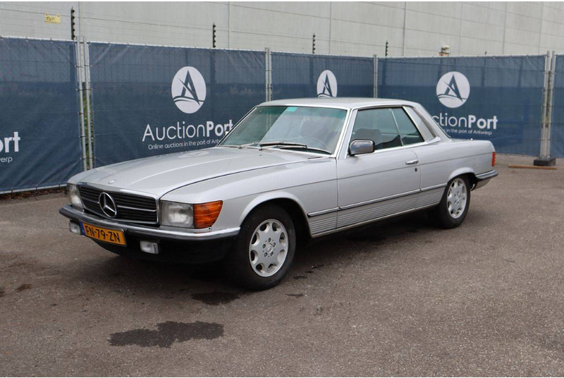 Sedan Mercedes-Benz 300-serie 380 SLC: billede 9 Sedan Mercedes-Benz 300-serie 380 SLC: billede 9