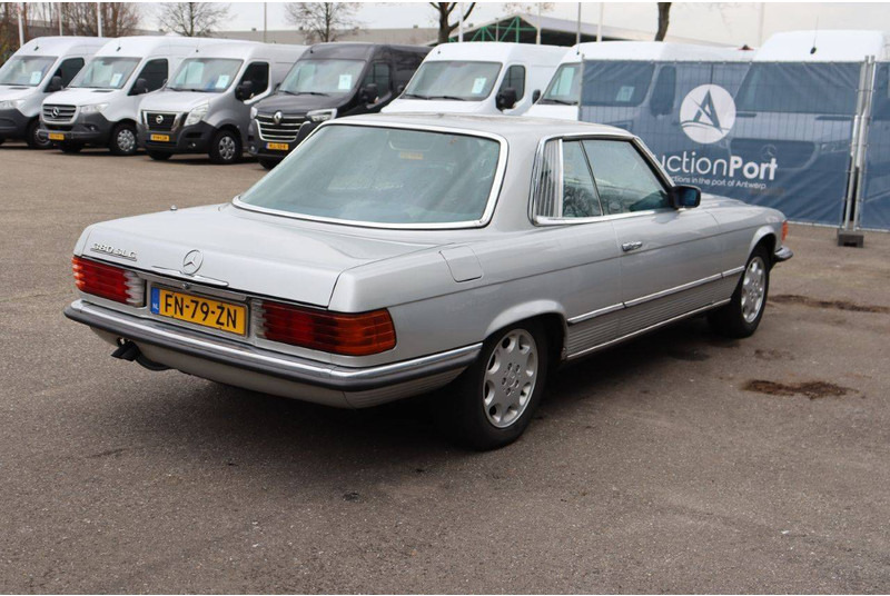 Sedan Mercedes-Benz 300-serie 380 SLC: billede 6 Sedan Mercedes-Benz 300-serie 380 SLC: billede 6