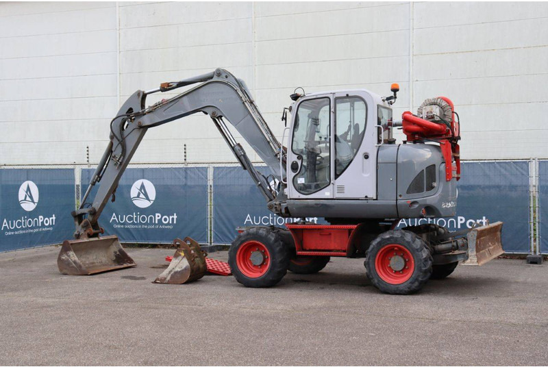 Neuson 9503 WD - Hjulgravemaskine: billede 4 Neuson 9503 WD - Hjulgravemaskine: billede 4