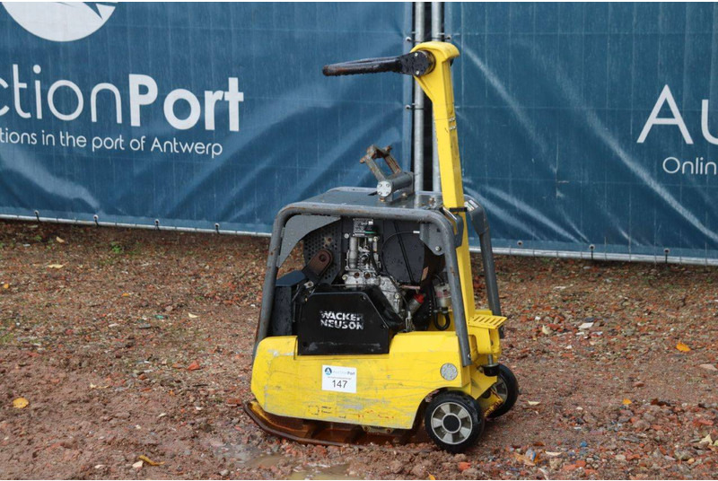 Neuson DPU3050 - Pladevibrator: billede 2 Neuson DPU3050 - Pladevibrator: billede 2