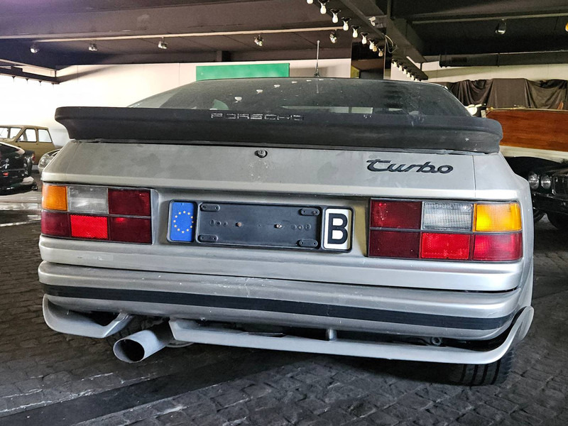 Porsche 944 Turbo - Sedan: billede 3 Porsche 944 Turbo - Sedan: billede 3