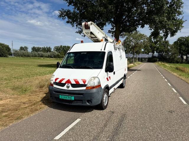 Renault Master 2.5DCI - Lastbil med mandskabslift: billede 2 Renault Master 2.5DCI - Lastbil med mandskabslift: billede 2