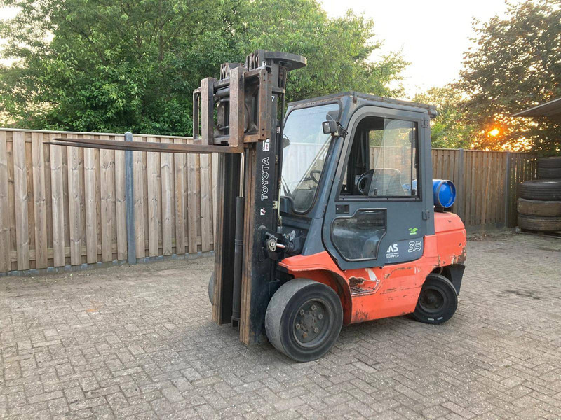 Toyota 02-7FGF-35 - Gas gaffeltruck: billede 1 Toyota 02-7FGF-35 - Gas gaffeltruck: billede 1
