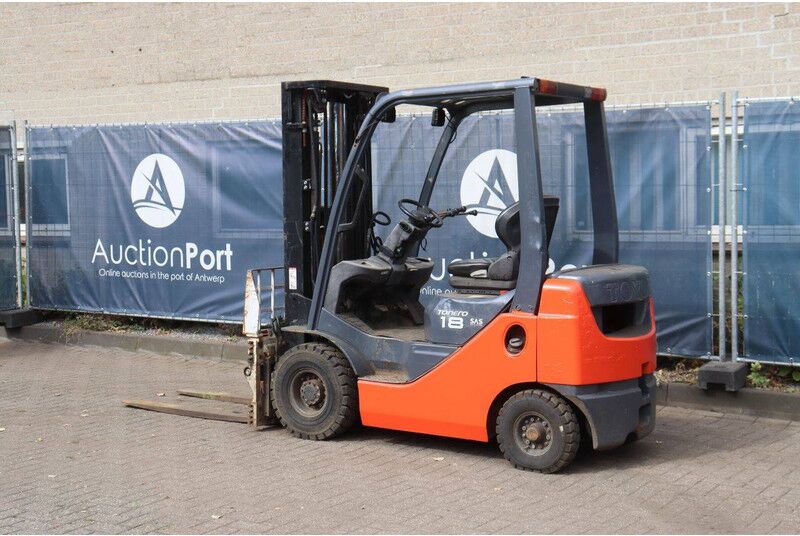 Toyota 02-8FDF18 - Diesel gaffeltruck: billede 3 Toyota 02-8FDF18 - Diesel gaffeltruck: billede 3