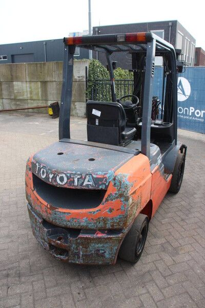 Toyota 02-8FDF30 - Diesel gaffeltruck: billede 5 Toyota 02-8FDF30 - Diesel gaffeltruck: billede 5