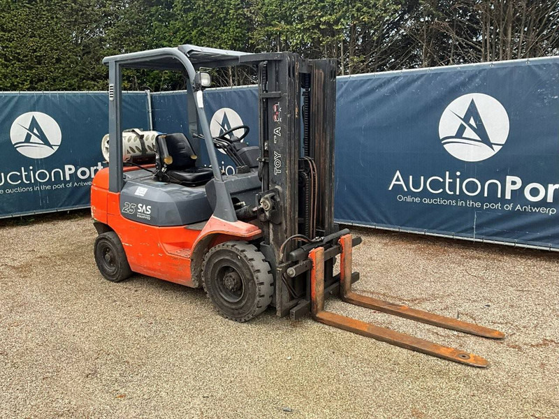 Toyota 42-7FGF25 - Gas gaffeltruck: billede 1 Toyota 42-7FGF25 - Gas gaffeltruck: billede 1