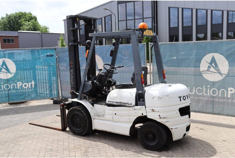 Toyota 62-6FDF30 - Diesel gaffeltruck: billede 4 Toyota 62-6FDF30 - Diesel gaffeltruck: billede 4