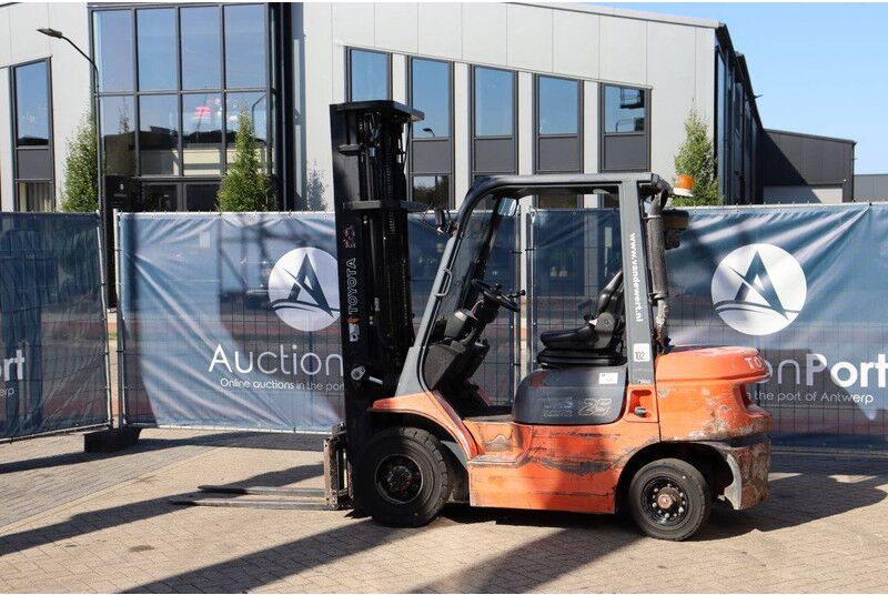 Toyota 62-7FDF25 - Diesel gaffeltruck: billede 3 Toyota 62-7FDF25 - Diesel gaffeltruck: billede 3