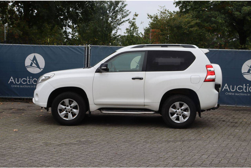 Toyota Land Cruiser - Sedan: billede 2 Toyota Land Cruiser - Sedan: billede 2