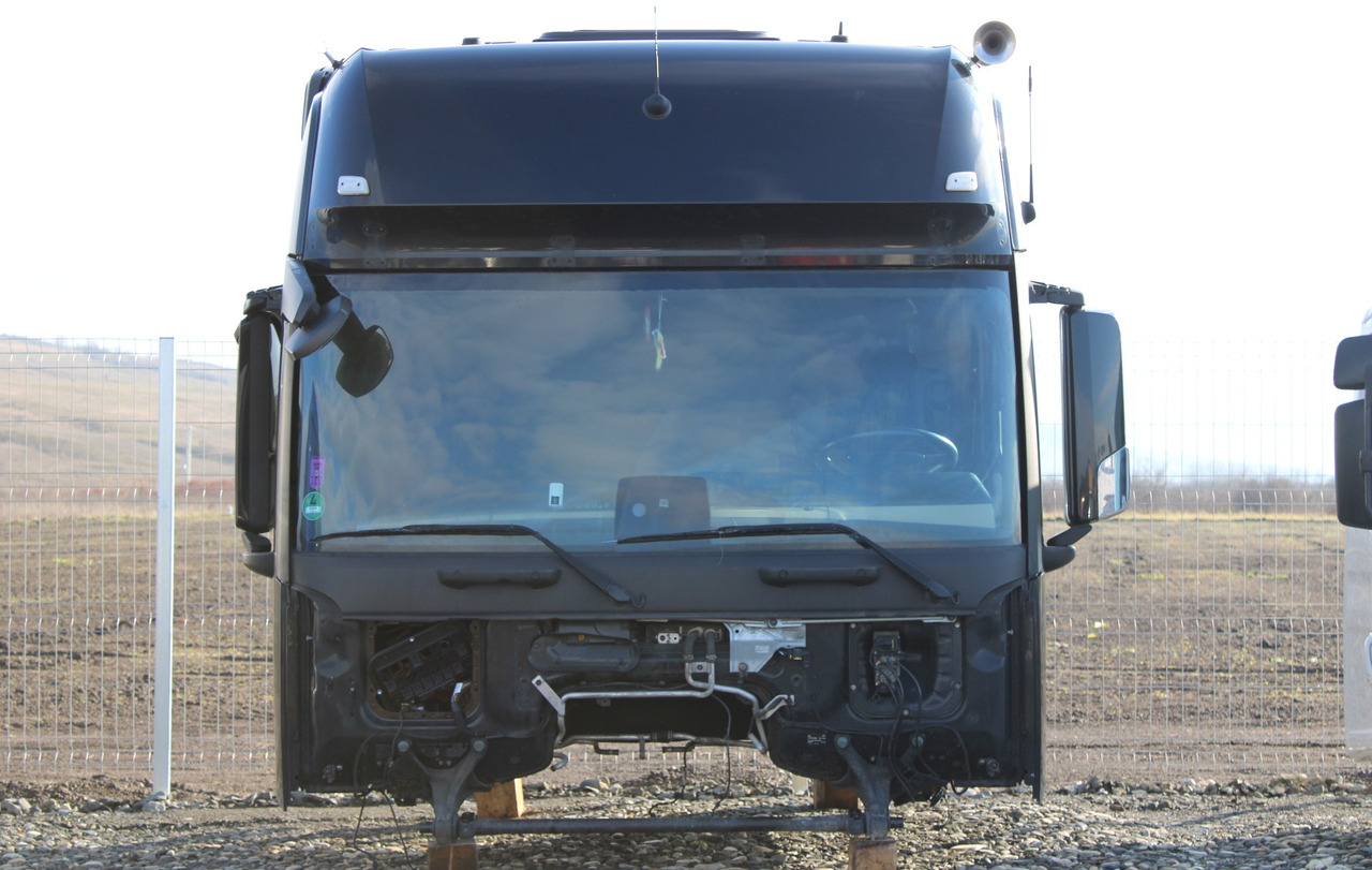 CABINA MERCEDES ACTROS MP4 GIGA SPACE - Førerhus for Lastbil: billede 1 CABINA MERCEDES ACTROS MP4 GIGA SPACE - Førerhus for Lastbil: billede 1