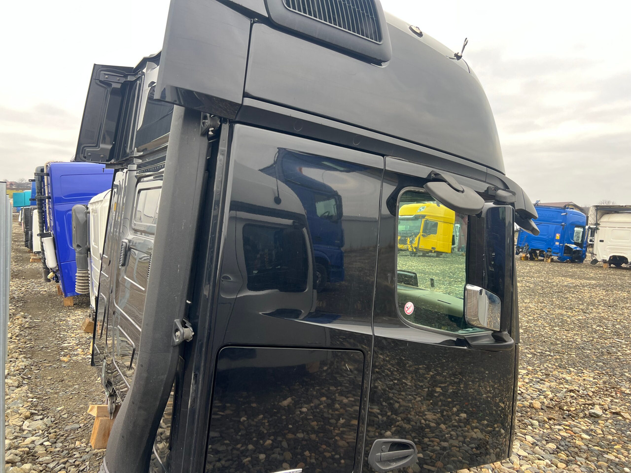 CABINA MERCEDES ACTROS MP4 GIGA SPACE - Førerhus for Lastbil: billede 5 CABINA MERCEDES ACTROS MP4 GIGA SPACE - Førerhus for Lastbil: billede 5