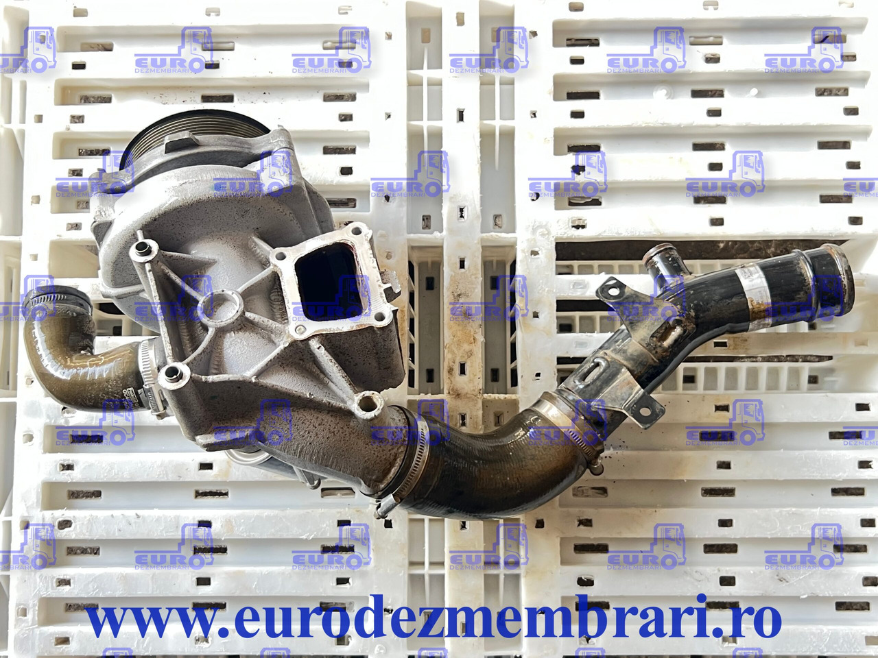 CARCASA POMPA APA + POMPA APA FORD FHR6 GC468505AF - Kølevæskepumpe for Lastbil: billede 2 CARCASA POMPA APA + POMPA APA FORD FHR6 GC468505AF - Kølevæskepumpe for Lastbil: billede 2