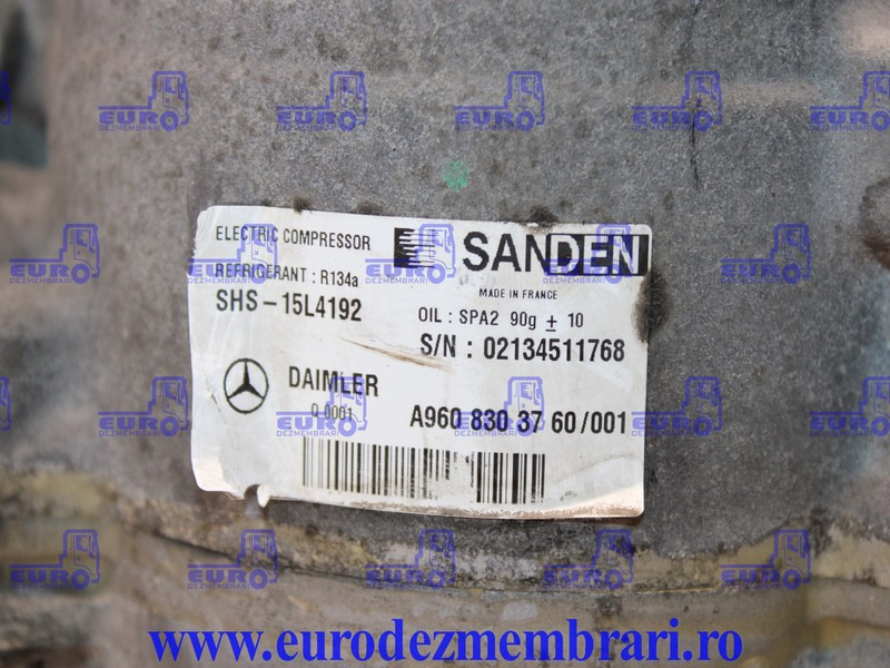 COMPRESOR CLIMA STATIONARE MERCEDES ACTROS MP4 A9608303760 - Kompressor for Lastbil: billede 2 COMPRESOR CLIMA STATIONARE MERCEDES ACTROS MP4 A9608303760 - Kompressor for Lastbil: billede 2