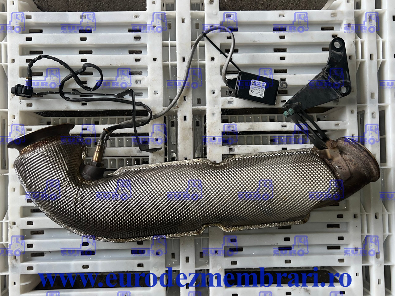 GALERIE EVACUARE + SENZOR NOXE MAN TGX D3876 51.15201.5355, 51.15201.5356, 51.15201.5334, 51.15201.5309, 51.15201.5327, 51.15408.0019, 51.15408.0012 - Udstødningsmanifold for Lastbil: billede 1 GALERIE EVACUARE + SENZOR NOXE MAN TGX D3876 51.15201.5355, 51.15201.5356, 51.15201.5334, 51.15201.5309, 51.15201.5327, 51.15408.0019, 51.15408.0012 - Udstødningsmanifold for Lastbil: billede 1