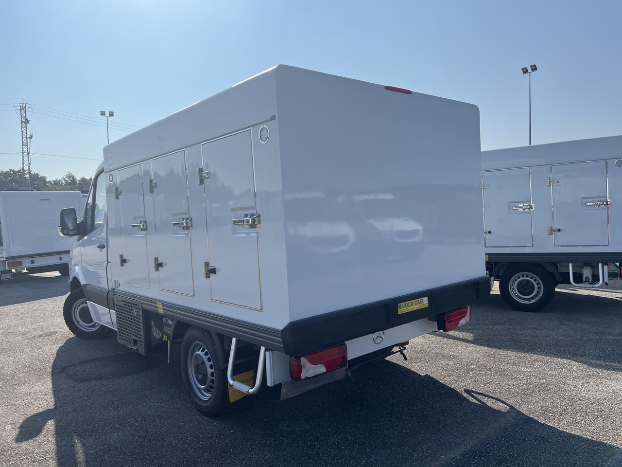 FURGON HELADERO 3.5T MERCEDES SPRINTER - Kølebil: billede 2 FURGON HELADERO 3.5T MERCEDES SPRINTER - Kølebil: billede 2
