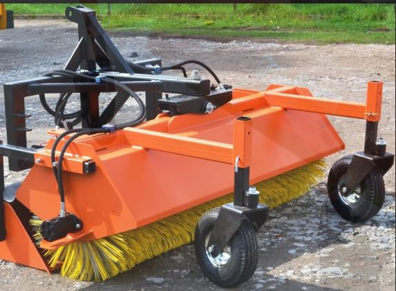Metal-Technik Zamiatarka 1400 mm / Kehrmaschine 1400 mm/Sweeper 1400 mm/ Подметальная машина 1400 мм - Børste til fejemaskiner: billede 1 Metal-Technik Zamiatarka 1400 mm / Kehrmaschine 1400 mm/Sweeper 1400 mm/ Подметальная машина 1400 мм - Børste til fejemaskiner: billede 1