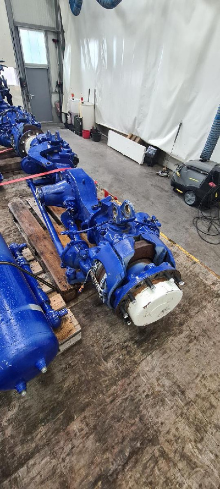 Liebherr Zubehör = LTM 1030-2.1 / diverse Teile und Komponenten - Reservedel for Entreprenørmaskin: billede 3 Liebherr Zubehör = LTM 1030-2.1 / diverse Teile und Komponenten - Reservedel for Entreprenørmaskin: billede 3