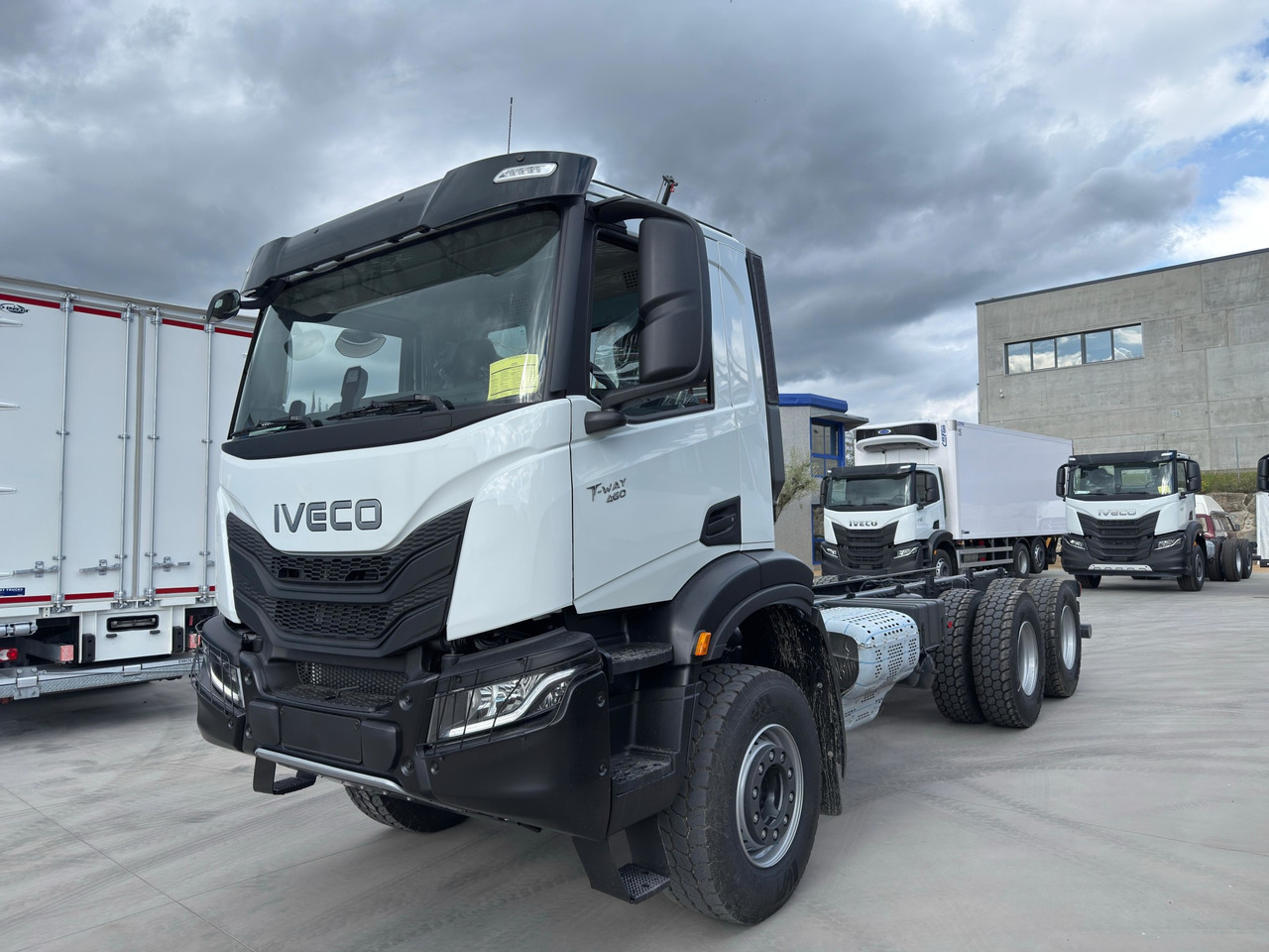 IVECO AD380T46 6x4 E6 (Chassis) - Lastbil chassis: billede 1 IVECO AD380T46 6x4 E6 (Chassis) - Lastbil chassis: billede 1