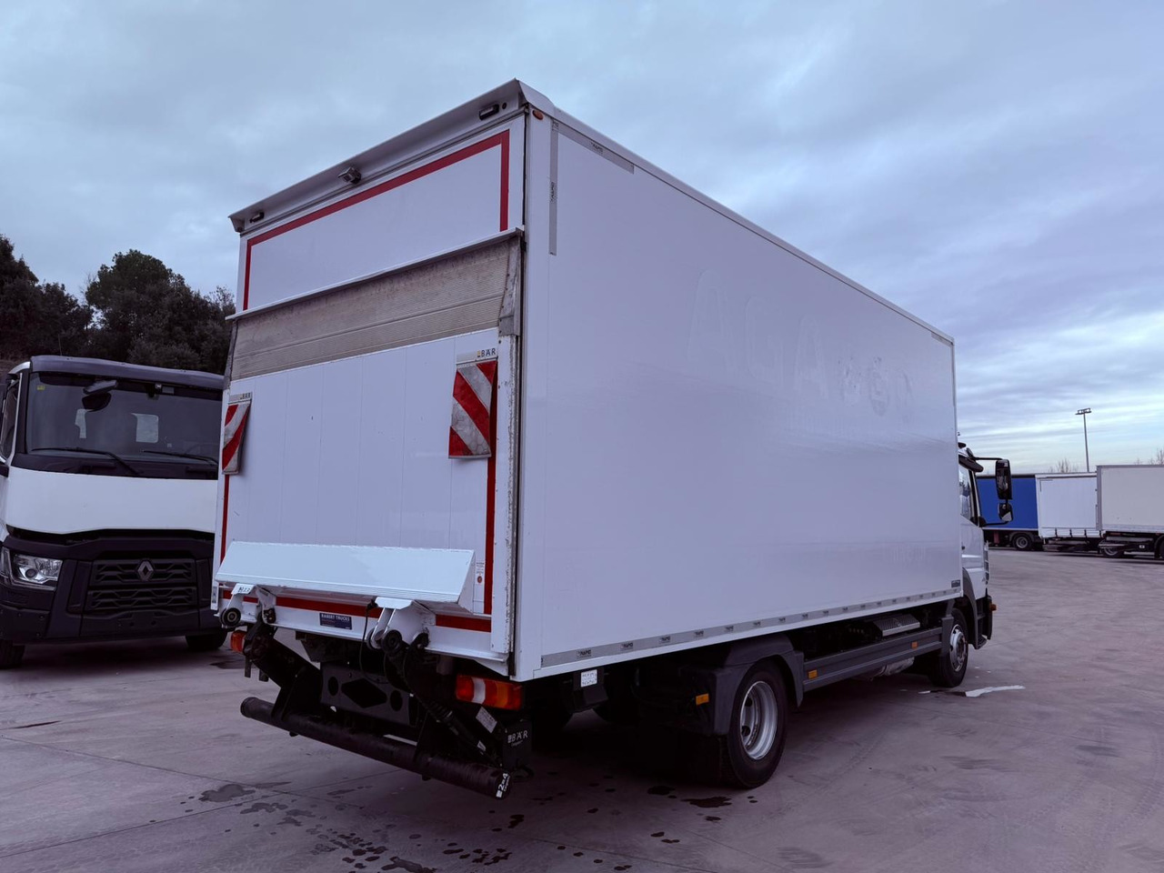 MERCEDES BENZ 9.21 Atego E6 (VAN) - Lastbil varevogn: billede 4 MERCEDES BENZ 9.21 Atego E6 (VAN) - Lastbil varevogn: billede 4