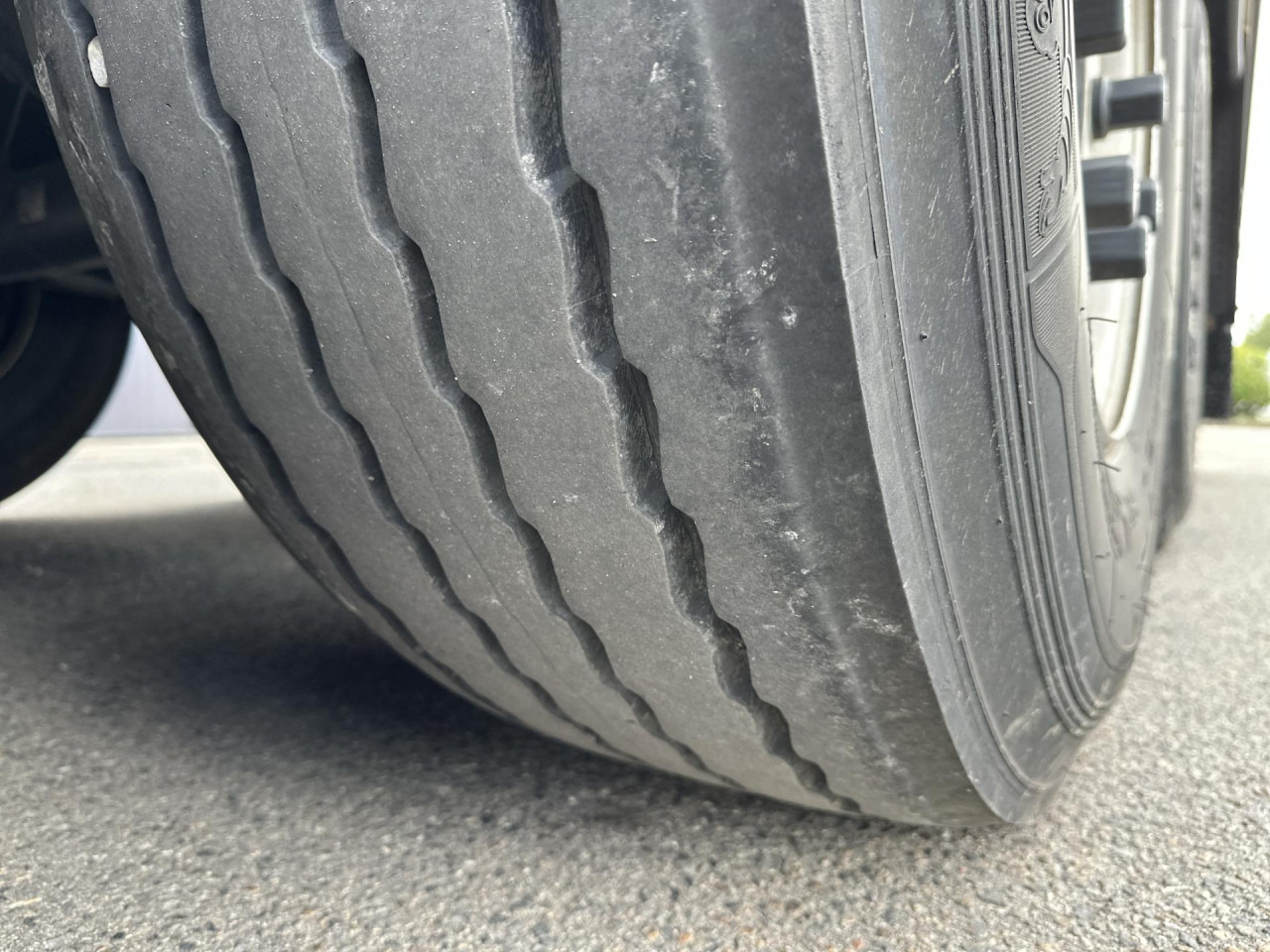 SCHMITZ SKO 24 - Kølevogn sættevogn: billede 2 SCHMITZ SKO 24 - Kølevogn sættevogn: billede 2