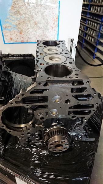 Isuzu - Motor for Entreprenørmaskin: billede 1 Isuzu - Motor for Entreprenørmaskin: billede 1