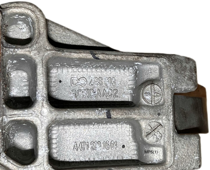 Mercedes-Benz MP5 - Brændstoffilter: billede 2 Mercedes-Benz MP5 - Brændstoffilter: billede 2