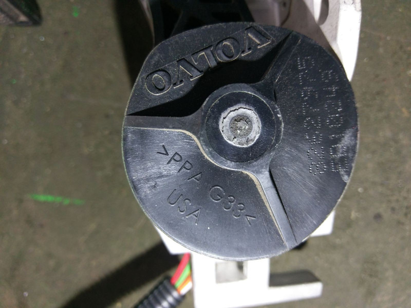 Volvo 82627975 EA10249 - Pedal: billede 2 Volvo 82627975 EA10249 - Pedal: billede 2