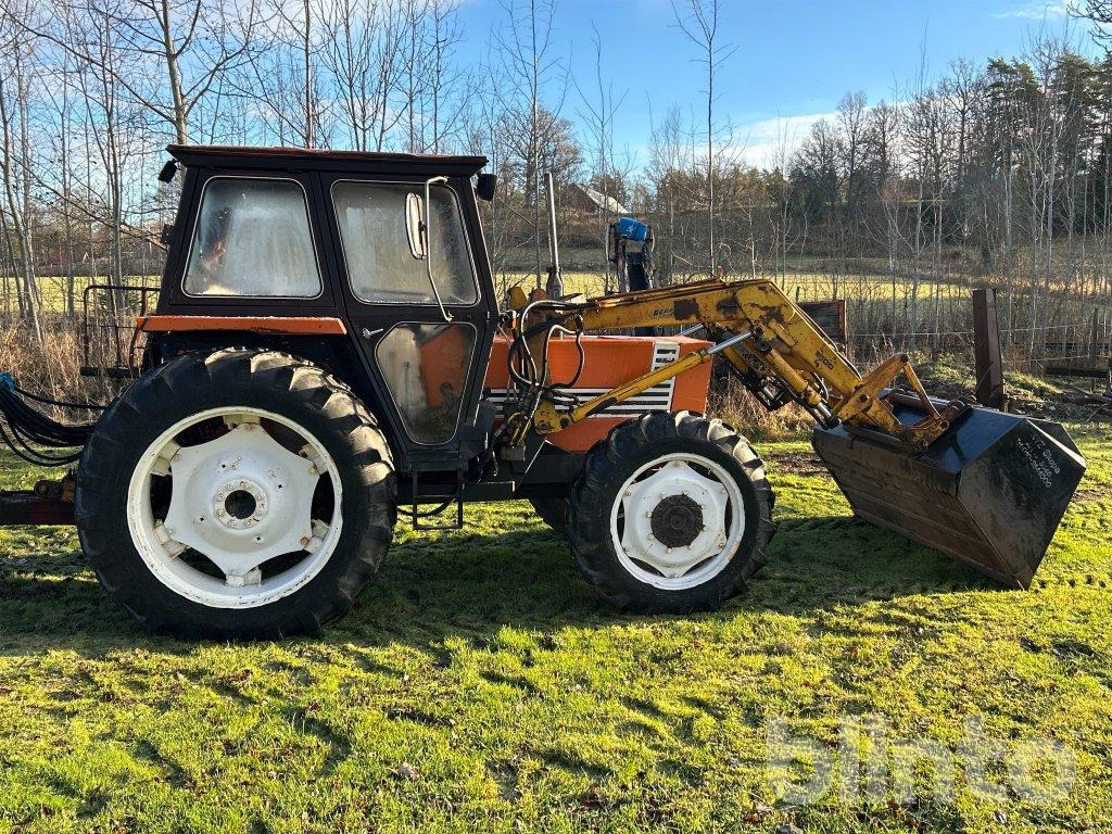 FIAT 780 DT/12 - Traktor: billede 4 FIAT 780 DT/12 - Traktor: billede 4