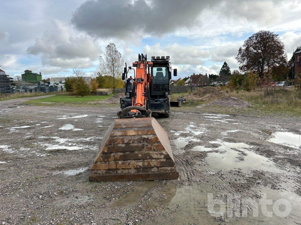 Hitachi ZX160W  - Tiltrotator - 2 redskap - 1 Ägare - Hjulgravemaskine: billede 3 Hitachi ZX160W  - Tiltrotator - 2 redskap - 1 Ägare - Hjulgravemaskine: billede 3