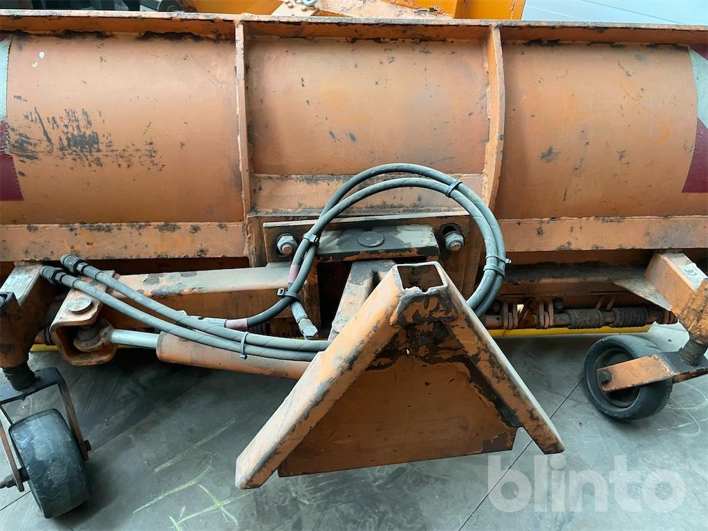 Traktor Holder C 30 (1992): billede 21 Traktor Holder C 30 (1992): billede 21