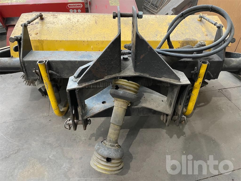 Traktor Holder C 30 (1992): billede 32 Traktor Holder C 30 (1992): billede 32