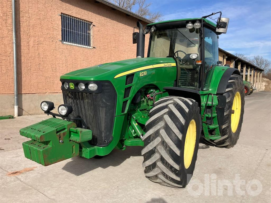 John Deere 8230 ILS Power Shift (2007) - Traktor: billede 1 John Deere 8230 ILS Power Shift (2007) - Traktor: billede 1