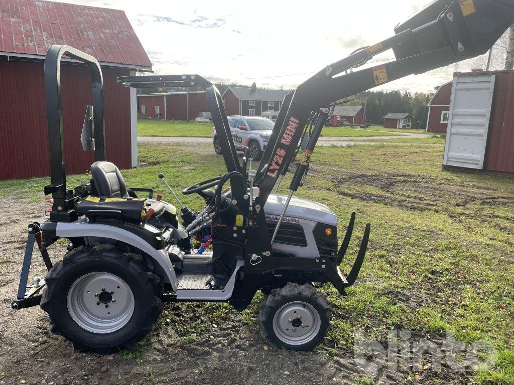 Landtrac 254/4WD StegV med lastare - Minitraktor: billede 3 Landtrac 254/4WD StegV med lastare - Minitraktor: billede 3