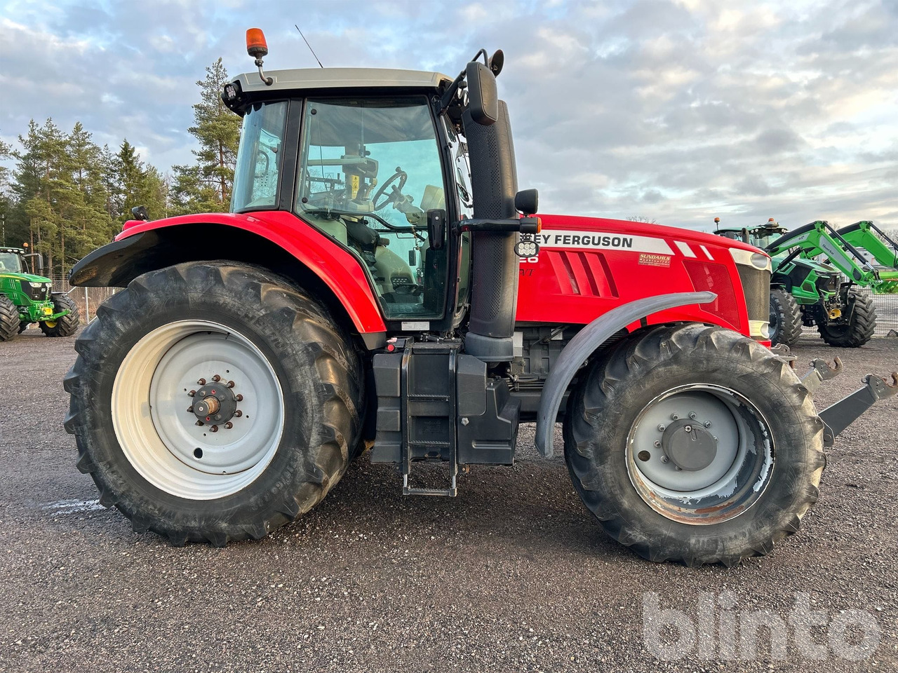 MASSEY FERGUSON - Traktor: billede 4 MASSEY FERGUSON - Traktor: billede 4