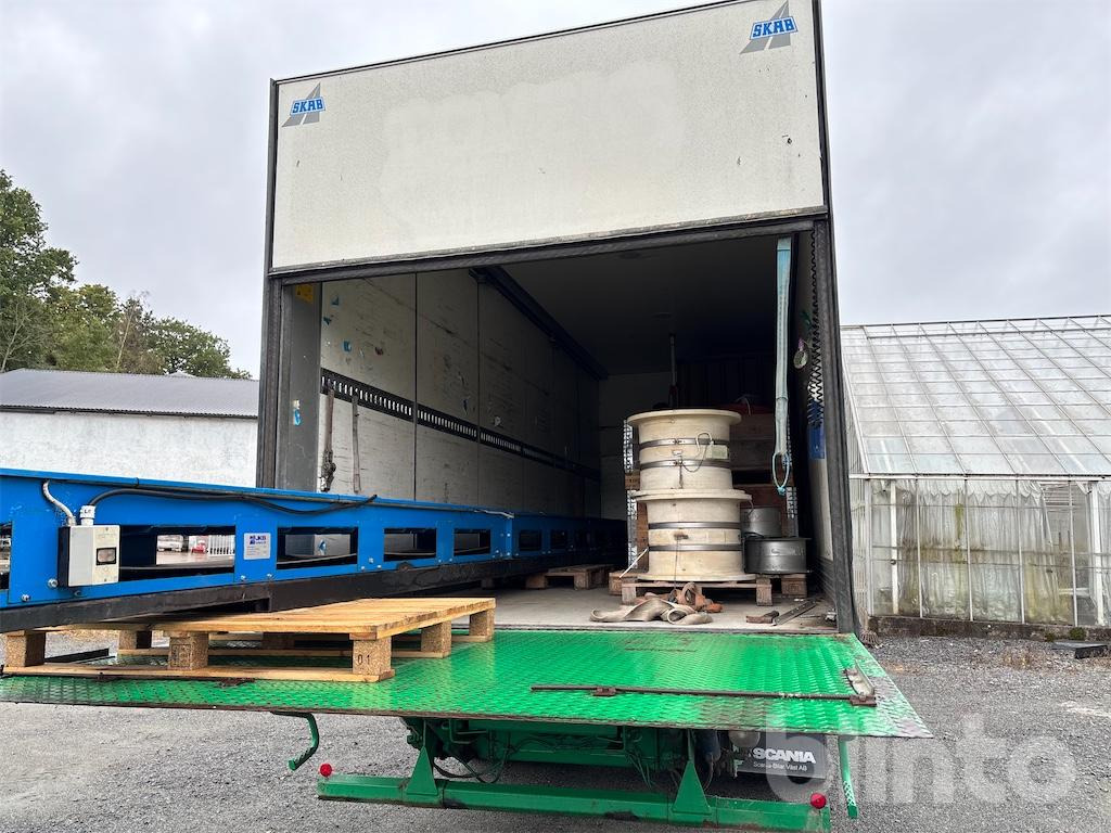 SCANIA P94D 230 - Lastbil varevogn: billede 4 SCANIA P94D 230 - Lastbil varevogn: billede 4