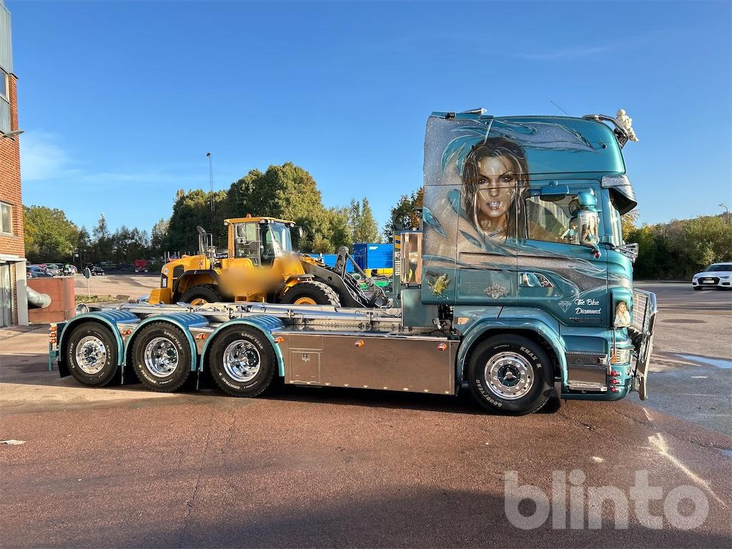 SCANIA R560LB 8X4 med HIAB 24T krok - Lastbil kroghejs: billede 2 SCANIA R560LB 8X4 med HIAB 24T krok - Lastbil kroghejs: billede 2