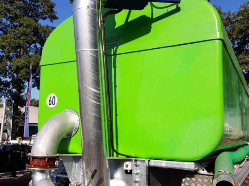 Güllezubringfass GFK - Gyllevogn: billede 5 Güllezubringfass GFK - Gyllevogn: billede 5