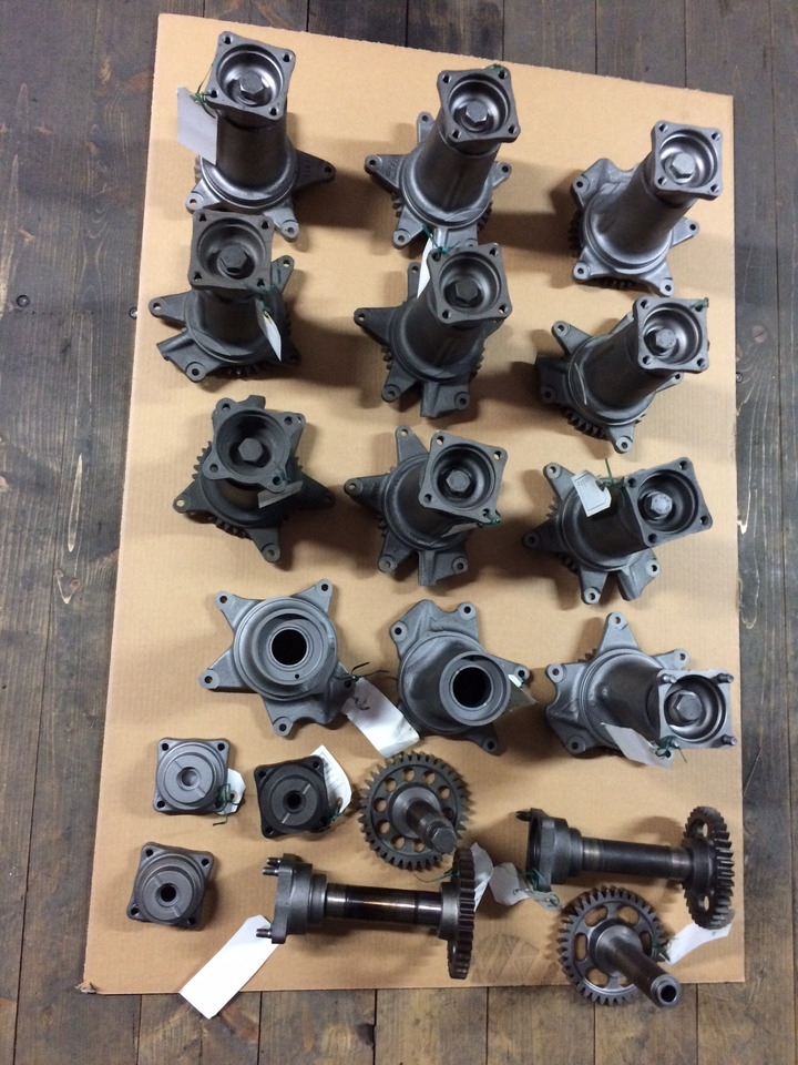 ALBERO VENTILATORE ASSEMBLAGGIO - MAN 51066006117 / 51066006121 - Kølesystem for Lastbil: billede 1 ALBERO VENTILATORE ASSEMBLAGGIO - MAN 51066006117 / 51066006121 - Kølesystem for Lastbil: billede 1