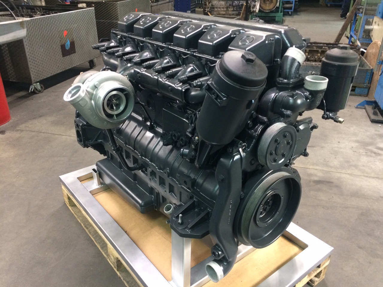 MOTORE MERCEDES OM457LA - VAR. 457.944 - EURO 3 - COMPLETO - Motor: billede 1 MOTORE MERCEDES OM457LA - VAR. 457.944 - EURO 3 - COMPLETO - Motor: billede 1