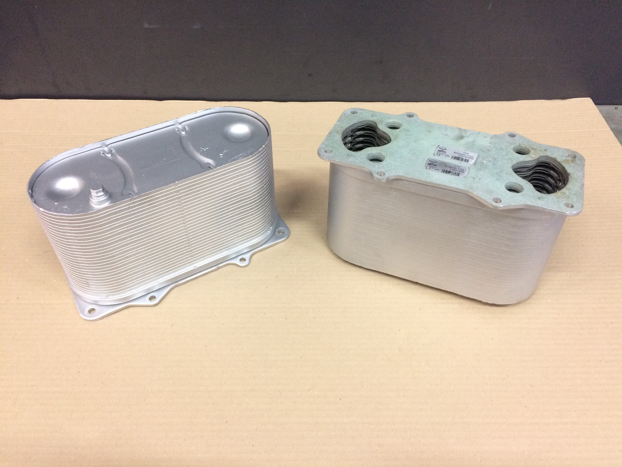 RADIATORE ARIA COMBURENTE - MOTORI MAN D2066 - D2676 - EURO 6 - Kølesystem for Lastbil: billede 3 RADIATORE ARIA COMBURENTE - MOTORI MAN D2066 - D2676 - EURO 6 - Kølesystem for Lastbil: billede 3