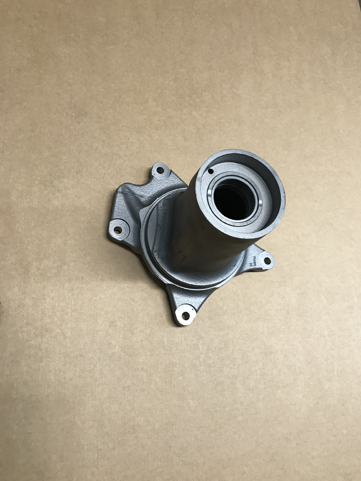 SCATOLA SUPPORTO PORTA VENTILATORE - MOTORI MAN D2066 / MAN D2676 - Ventilator for Lastbil: billede 2 SCATOLA SUPPORTO PORTA VENTILATORE - MOTORI MAN D2066 / MAN D2676 - Ventilator for Lastbil: billede 2