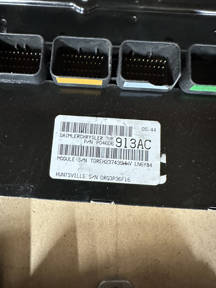 Chrysler Charger Ecu p04606838ac - Kontrol blok for Øvrig maskin: billede 1 Chrysler Charger Ecu p04606838ac - Kontrol blok for Øvrig maskin: billede 1