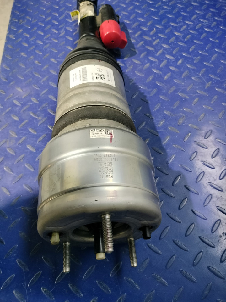 MERCEDES-BENZ A2133202300 MERCEDES BENZ E Class W213 - Støddæmper for Lastbil: billede 1 MERCEDES-BENZ A2133202300 MERCEDES BENZ E Class W213 - Støddæmper for Lastbil: billede 1