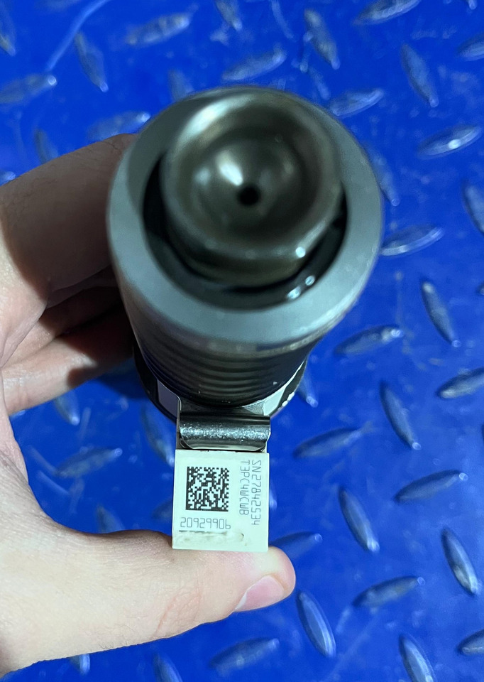 VOLVO 20929906 - Injector: billede 4 VOLVO 20929906 - Injector: billede 4