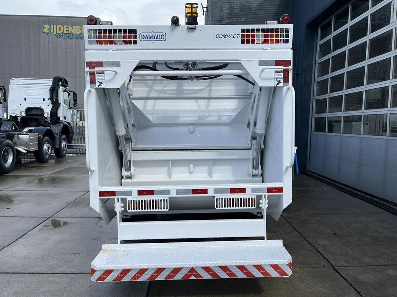 Mercedes-Benz Accelo 815 4x2 Garbage Compactor (2 units) Accelo 815 4x2 Garbage Compactor (2 units) - Affaldsmaskine: billede 5 Mercedes-Benz Accelo 815 4x2 Garbage Compactor (2 units) Accelo 815 4x2 Garbage Compactor (2 units) - Affaldsmaskine: billede 5