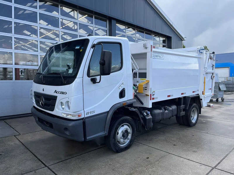 Mercedes-Benz Accelo 815 4x2 Garbage Compactor (2 units) Accelo 815 4x2 Garbage Compactor (2 units) - Affaldsmaskine: billede 1 Mercedes-Benz Accelo 815 4x2 Garbage Compactor (2 units) Accelo 815 4x2 Garbage Compactor (2 units) - Affaldsmaskine: billede 1