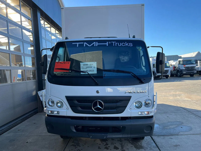 Mercedes-Benz Accelo 915 4x2 Closed Cargo Truck - Lastbil varevogn: billede 4 Mercedes-Benz Accelo 915 4x2 Closed Cargo Truck - Lastbil varevogn: billede 4